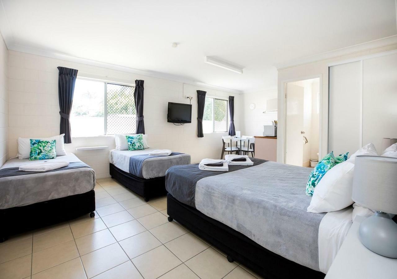 Banjo Paterson Motor Inn Townsville Extérieur photo